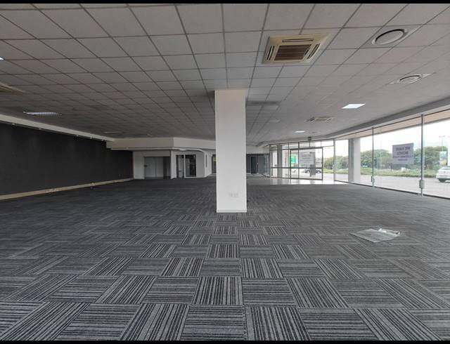 576M² RETAIL TO LET IN BRYANSTON